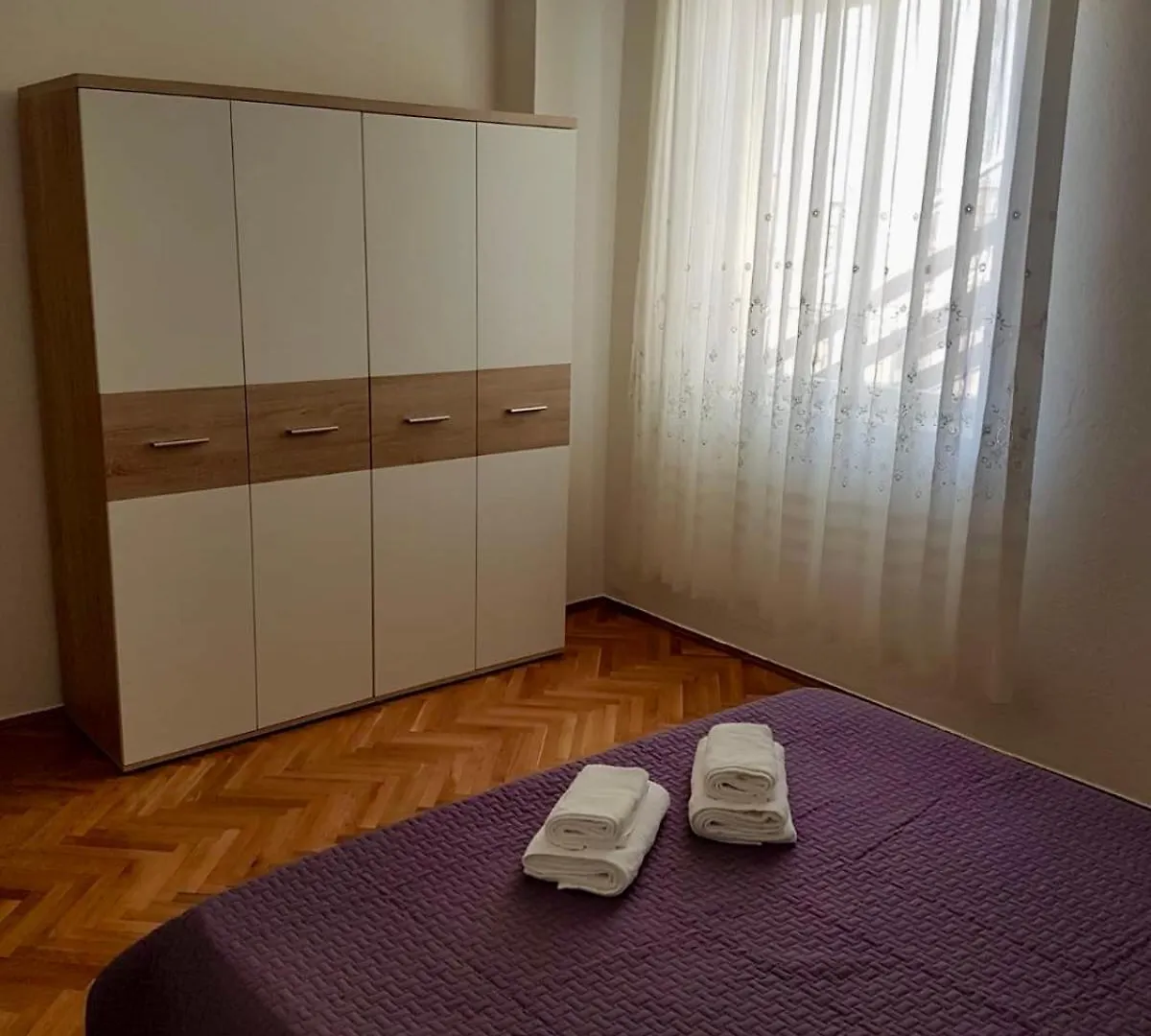 Apartments And Rooms Iva Pag Town