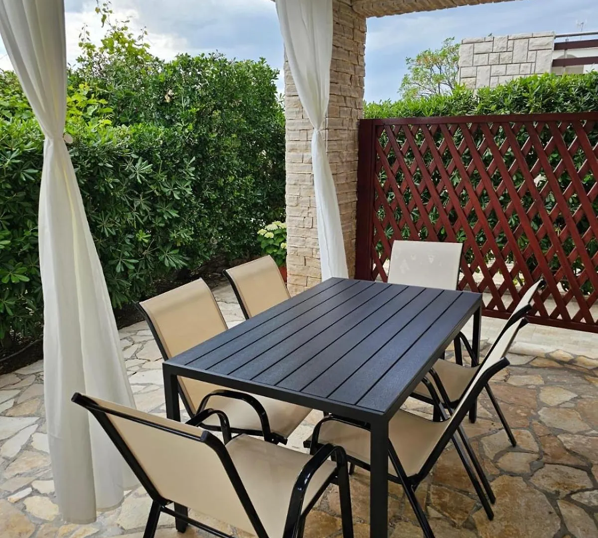 Apartments And Rooms Iva Pag Town