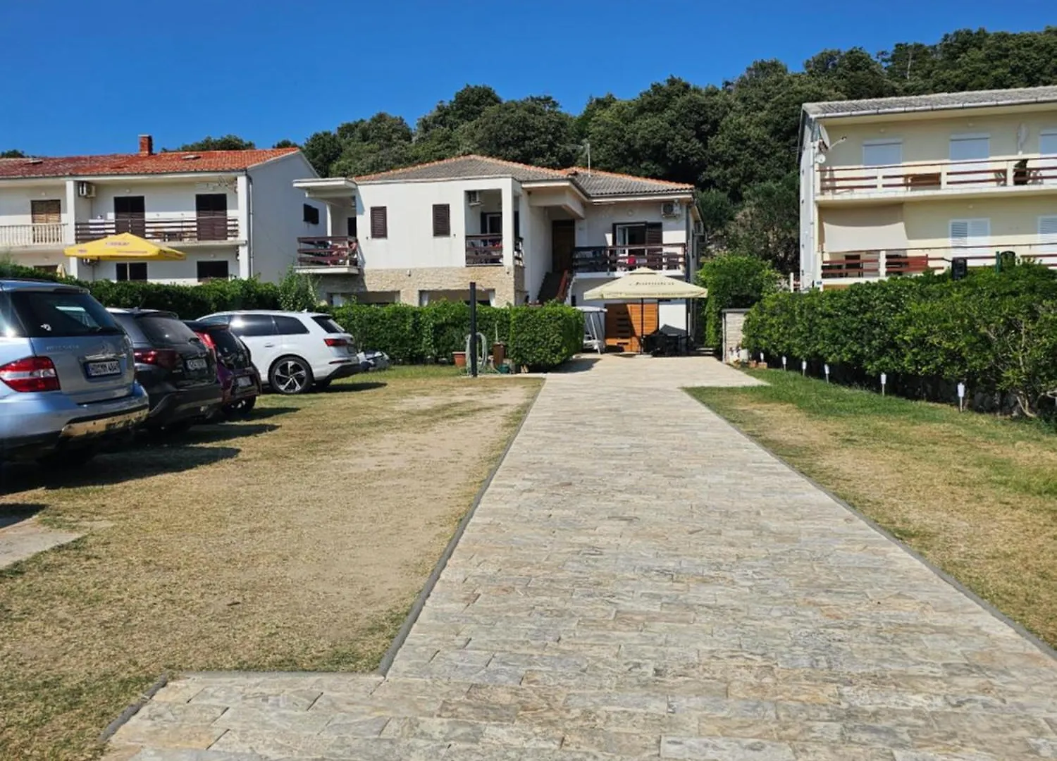 Apartments And Rooms Iva Pag Town